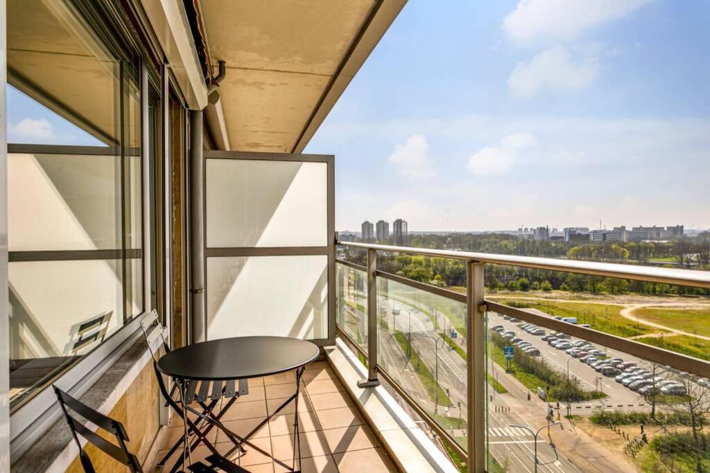 Апартаменты New-York Style Studio Антверпен Экстерьер фото